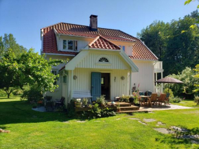 Landlig idyll 200 meter fra sjøen
